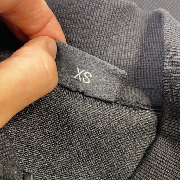 ZYIA Active Black Leopard Flying V Fleece Jacket Size XS NWT - Picture 4 of 6